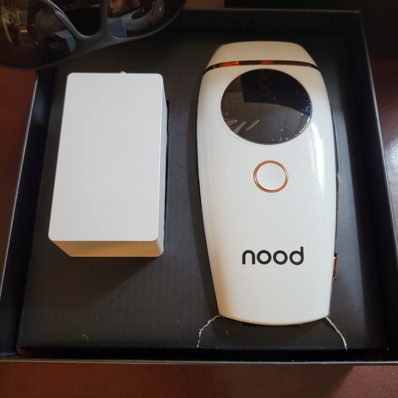 Nood Hair Removal Device - White